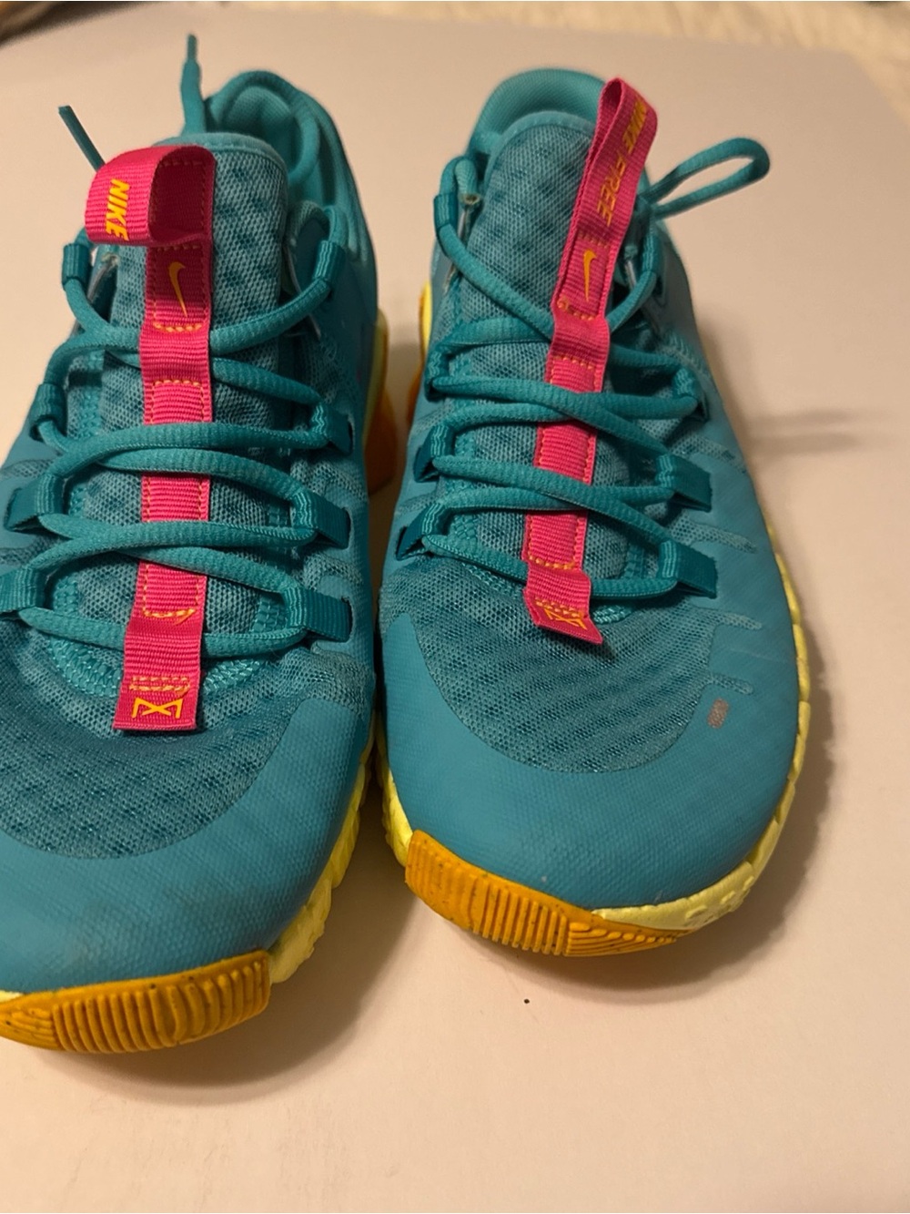Nike Teal Pink Yellow Men's Athletic Shoes